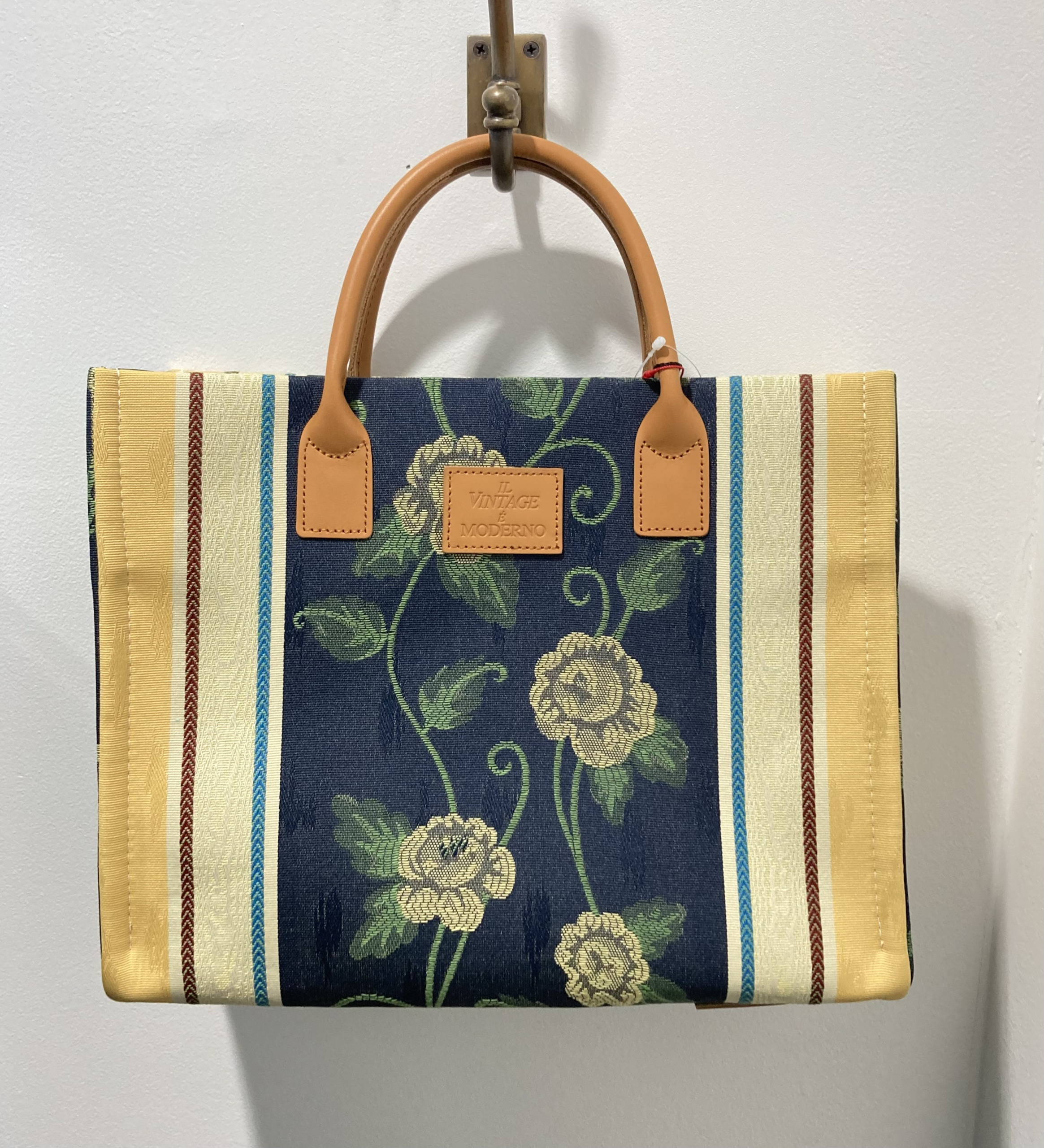 VINATAGE DUMASUKA NAVY FLOWER 1980 MED